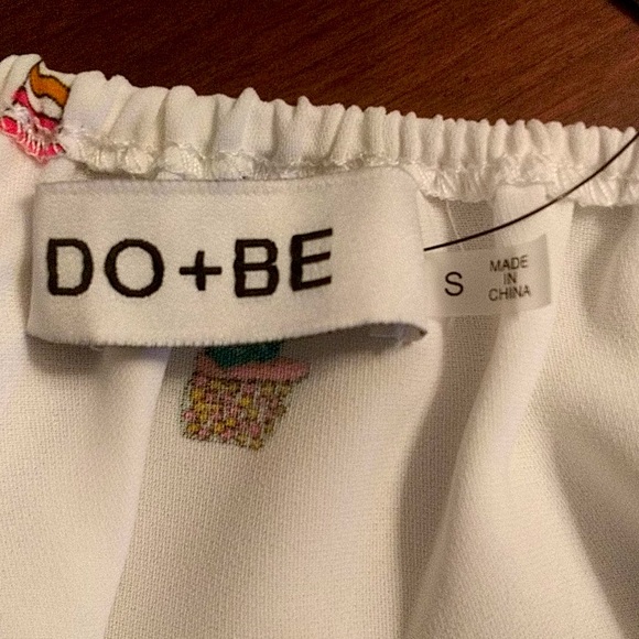 NWT DO + BE Drop Shoulder Top, White w Cactus - Picture 6 of 8